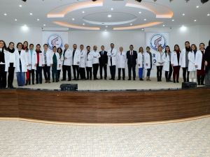 Öğretmenler Seslendirdikleri Şarkıya Klip Çekti