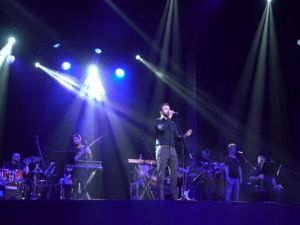 Mustafa Ceceli Moskova’da Konser Verdi