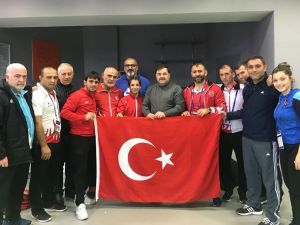 Evin Demirhan Dünya Şampiyonu