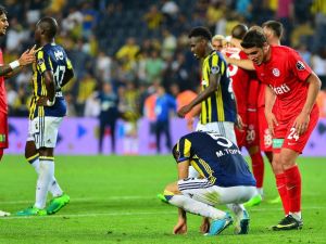 Fenerbahçe Zorlu Virajda