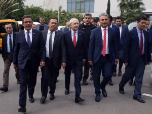 Kılıçdaroğlu, Turizmcilerle Görüştü