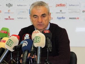 Çalımbay Oyundan Memnun Değil