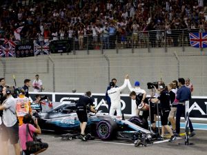 Mercedes Amg Petronas Şampiyonayı Duble İle Bitirdi