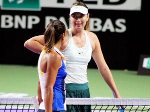 Sharapova Çağla’ya Set Vermedi