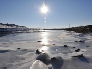 Hava Sıcaklığının Eksi 19’u Gördü, Kars Çayı Dondu