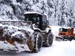 Artvin’de Kar Nedeniyle 21 Köy Yolu Ulaşıma Kapalı Bulunuyor