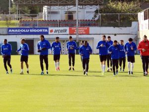 Trabzonspor, Kupa Mesaisine Ara Vermeden Başladı