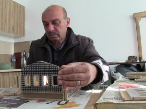 Maketlerde Yöresinin Kültürünü Yaşatıyor