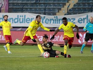 Osmanlıspor Avantaj Sağladı
