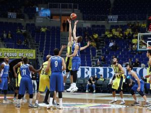 Fenerbahçe Doğuş 6. Galibiyetini Aldı