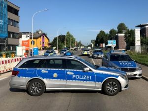 Alman Polisi İskambil Kartlarında Radyoaktif Madde Buldu