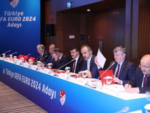 Başkan Gümrükçüoğlu: “Trabzon, Euro 2024 Avrupa Futbol Şampiyonası’nın Öne Çıkan Şehri Olur”