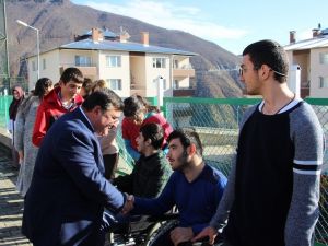 Artvin Basketbol Takımı, Engelli Öğrencilerle Bir Araya Geldi