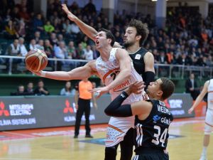 Beşiktaş Sompo Japan Seriye Devam