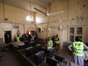 Pakistan’da Silahlı Saldırı: 13 Ölü, 17 Yaralı