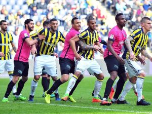 Fenerbahçe, Paşa’ya Evinde Kaybetmiyor