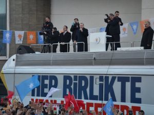 “Çukur Açtılar, Şimdi O Çukurlara Gömüldüler”