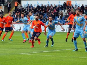 Yeni Lider Başakşehir