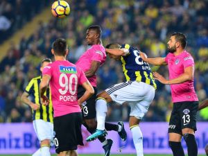 İlk Yarıda Karşılıklı Gol