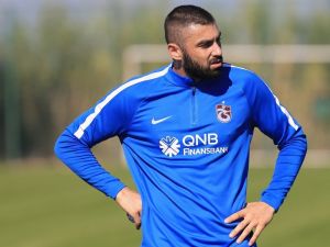 Yerli Kral Burak Yılmaz, Tahta Göz Dikti