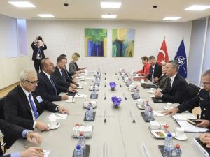 Çavuşoğlu Stoltenberg İle Görüştü