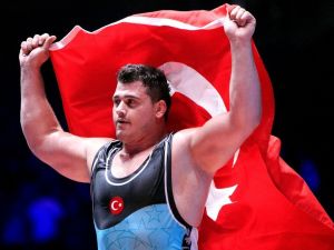Türk Güreşçiler Zirvede