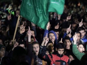 Orta Doğu’da İnsanlar Sokaklarda