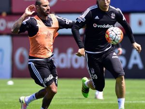 Necip Uysal’da Kısmi Yırtık
