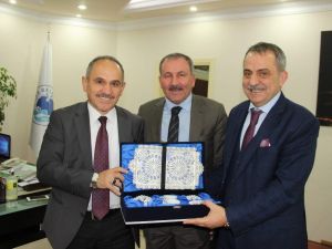 Sağıroğlu’nun Misafirleri Var