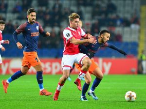İlk 20 Dakika Başakşehir’in Üstünlüğüyle Bitti