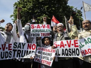 Endonezya’dan Trump’ın Kudüs Kararına Protesto