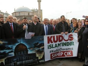 Giresun’da Cuma Namazı Çıkışı ’Kudüs’ Protestosu İ
