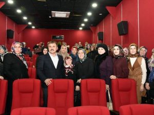 Hayatlarında İlk Kez Sinemaya Gittiler