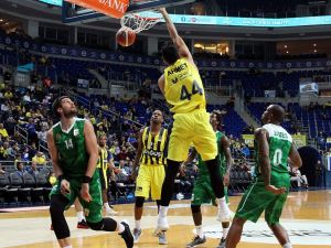Fenerbahçe Doğuş Rahat Kazandı