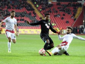 Eskişehirspor Gaziantepspor’a Gol Yağdırdı