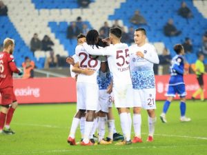 Trabzonspor’da Yedeklerin Formu Yüzleri Güldürdü