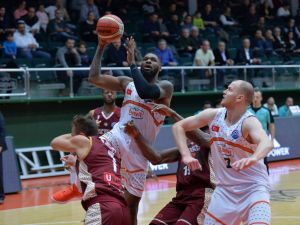 Banvit Farka Koştu