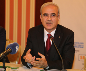 Rize'de "Şehirlerin Ekonomik Beklentileri Forumu" Düzenlendi