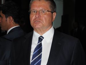 Eski Rus Bakana Rüşvetten Hapis Cezası
