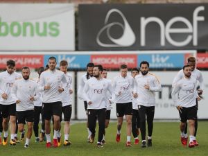 Galatasaray’da, Evkur Yeni Malatyaspor Mesaisi Sürdü