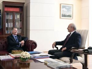 Moore’dan Kılıçdaroğlu’na Veda Ziyareti