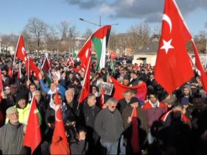 Fransa’da Trump’ın Kudüs Kararı Protesto Edildi