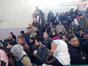 Filistinli Öğrenciler Mısır’ın Yasağını Protesto Etti