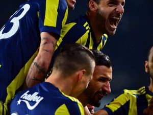Fenerbahçe 5 Maçta 15 Puan Topladı