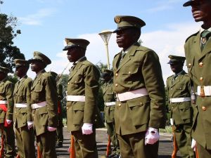 Uganda’da Ordu Parlamentoyu Bastı