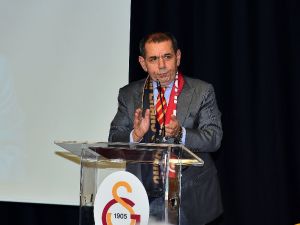 Dursun Özbek: Değişen Bir Şey Yok