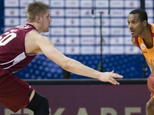 Galatasaray Odeabank Deplasmanda Güldü