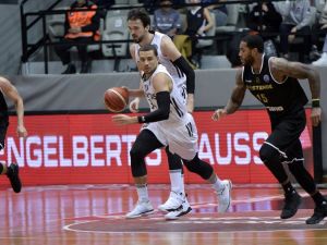 Beşiktaş Sompo Japan Liderliğini Sürdürdü