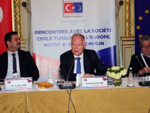 Paris’te Türkiye-ab Sivil Toplum Ve Medya Buluşması