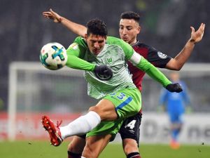 Mario Gomez, Stuttgart’a Transfer Oldu